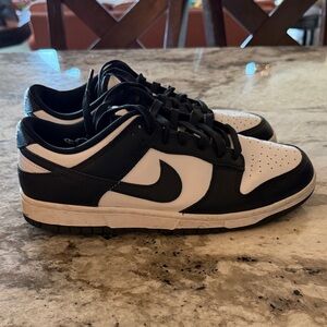 Nike Men's Classic Black and White Sneakers